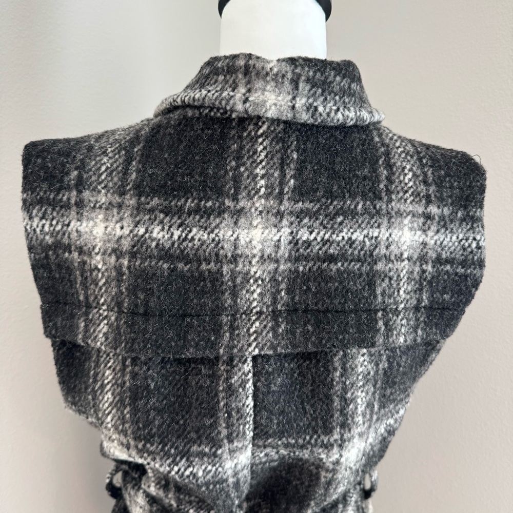 J.O.A. Black and Gray Plaid Coat Wool Blend Belt M - Picture 5 of 7